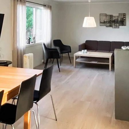 Holiday home Five-bedroom In 2